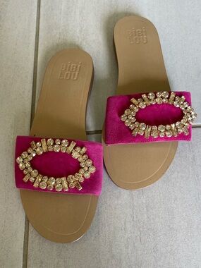 Nw/o tags Bibi Lou Hot Pink Jeweled Slide Sandals